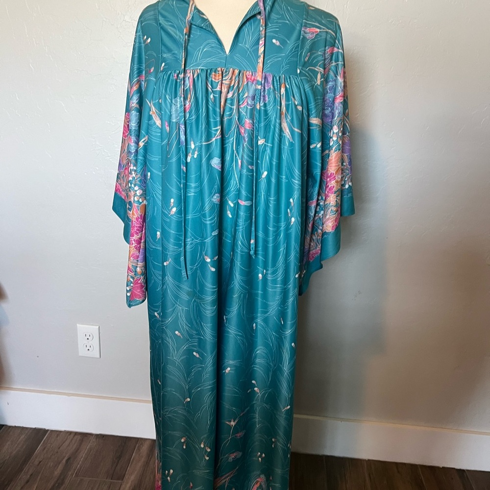 Boho Vintage Muumuu Blue Floral Hippie Long Dress Nightgown